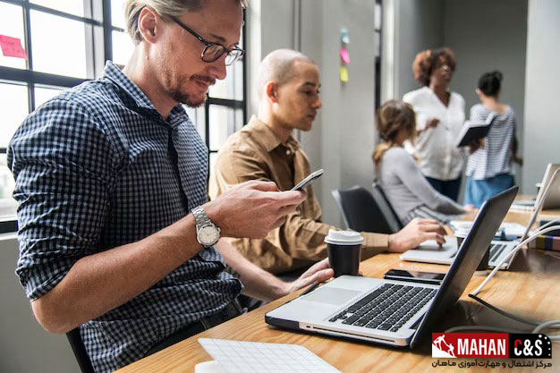 ۳ مهارت کلیدی که شما را در بازار کار ۱۴۰۴ متمایز می‌کند